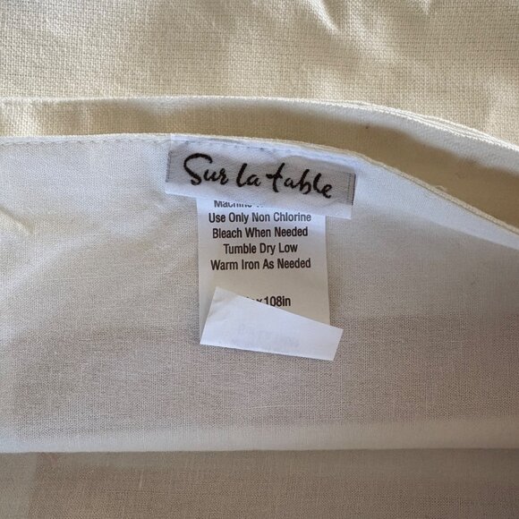 Sur La Table Plaid 100% Cotton Extra Long Table Runner 108 x 16 - Picture 3 of 4